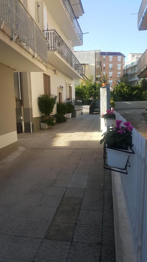 Lamezia Park Apartments Lamezia Terme Εξωτερικό φωτογραφία